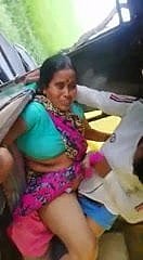 Mumbai aunty caldo scopata da un ragazzo del establishing