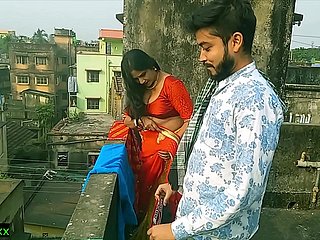 Indian Bengalski MILF BHABHI Real Making love z męża Brat! Indyjskie najlepsze seks webserii z jasnym dźwiękiem